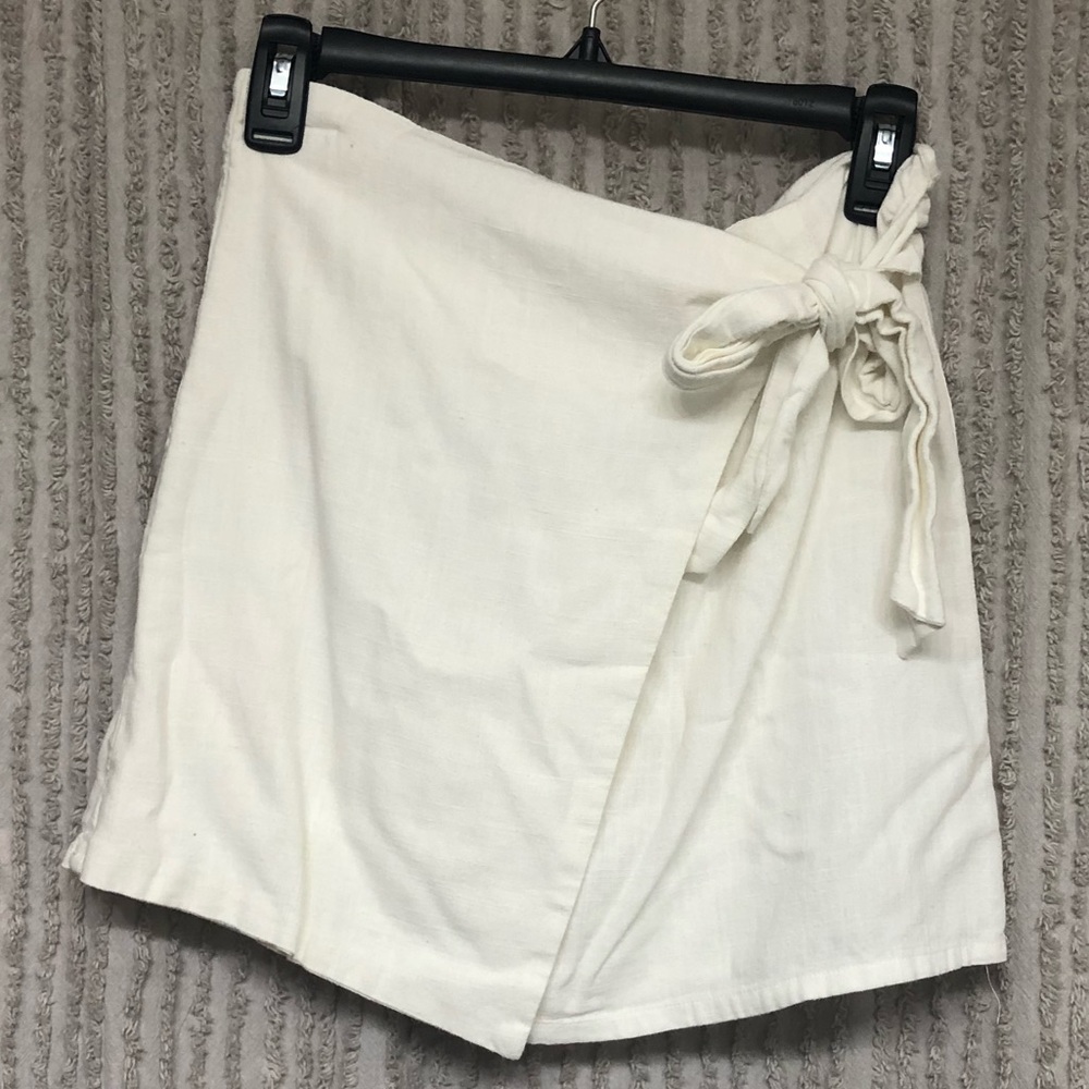 Boutique White Linen Skirt